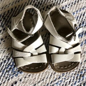 Saltwater white sandals